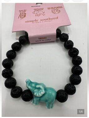 Simply Southern Black Beaded Bracelet with Teal Elephant Interactive Charm